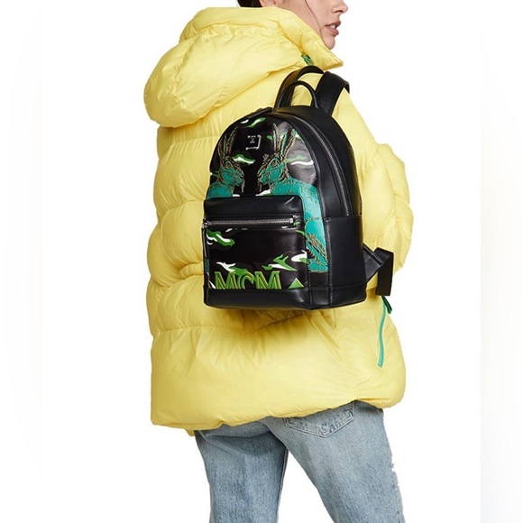 MCM Stark Psychedelic Rabbit Backpack - Picture 8 of 14